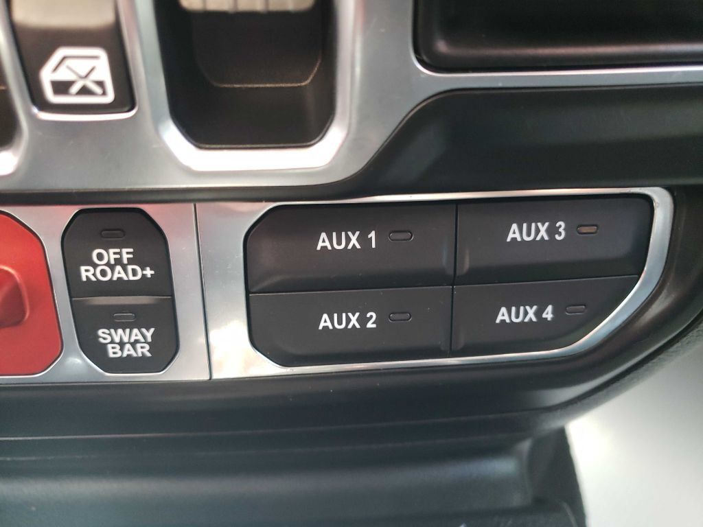 Used 2020 Jeep Gladiator Rubicon AWD/4WD image 19