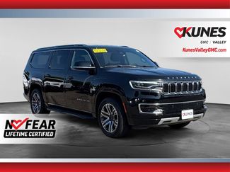 Used 2024 Jeep Wagoneer L Series II w/ Flexible Seating Group AWD/4WD video 1