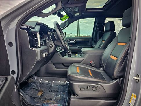 Certified 2024 GMC Sierra 1500 AT4 w/ Technology Package image 16