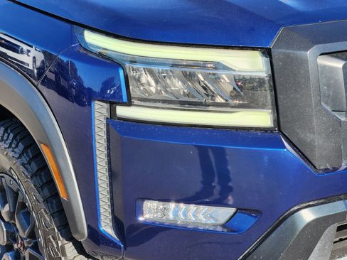 Used 2022 Nissan Frontier PRO-4X w/ Pro-4X Premium Package image 10