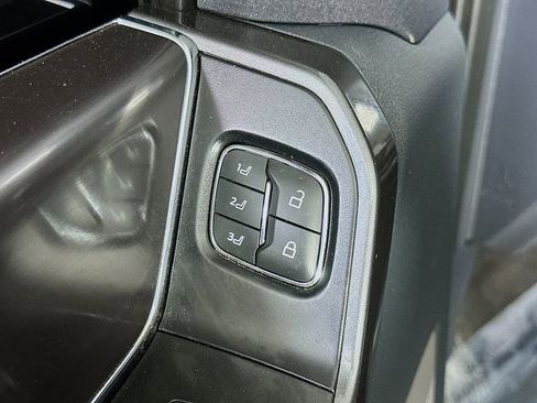 Used 2021 Ford F150 Lariat image 21