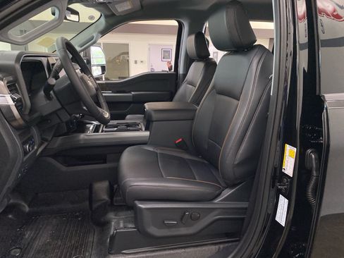 New 2026 Ford F250 Lariat w/ Black Appearance Package AWD/4WD image 16