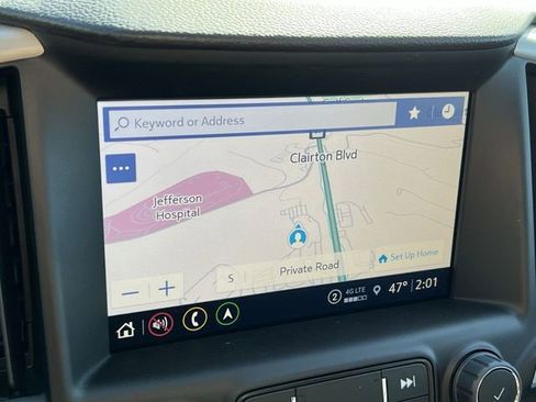 Used 2023 GMC Terrain Denali w/ Denali Premium Package image 13