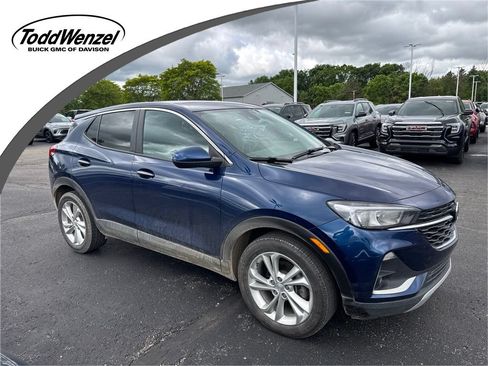 Used 2023 Buick Encore GX Preferred w/ Cold Weather Comfort Package FWD image 1