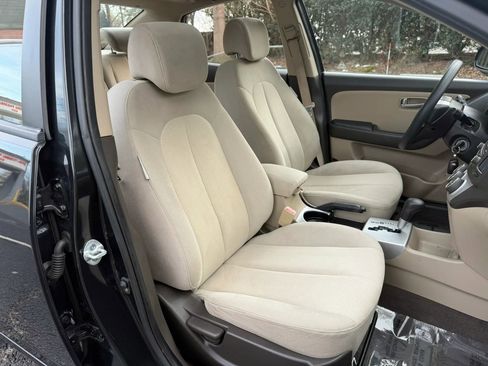 Used 2009 Hyundai Elantra GLS image 24