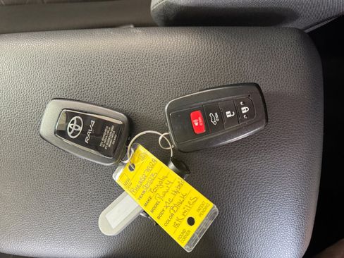 Certified 2023 Toyota RAV4 XLE image 34