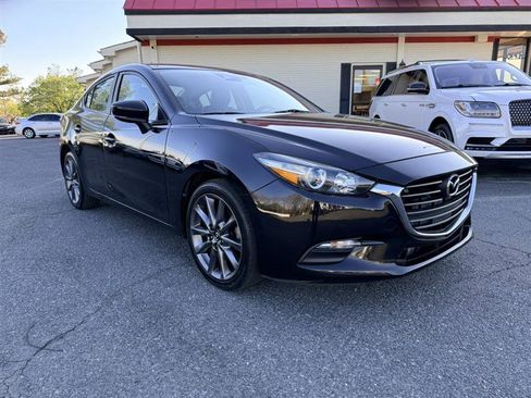 Used 2018 MAZDA MAZDA3 Touring image 3