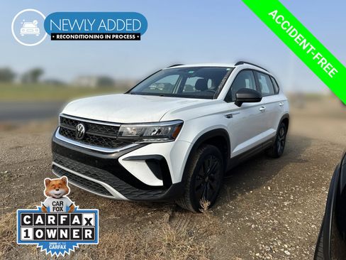 Used 2023 Volkswagen Taos S FWD image 1