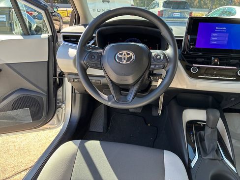New 2026 Toyota Corolla LE image 18