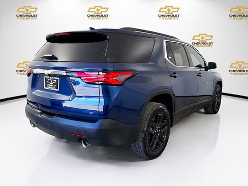 Used 2023 Chevrolet Traverse LT w/ LPO, Floor Liner Package FWD image 8