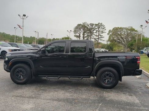 Used 2025 Nissan Frontier PRO-4X w/ Pro Convenience Package image 7