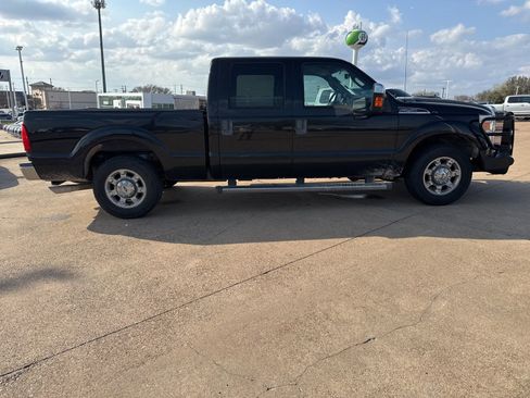 Used 2014 Ford F250 XLT w/ XLT Premium Package image 8