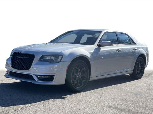 Used 2021 Chrysler 300 Touring L image 22
