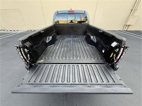 Used 2015 Toyota Tacoma PreRunner w/ TRD Sport Package RWD image 23