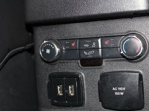 Used 2017 Ford Explorer Platinum AWD/4WD image 16