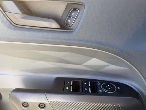 New 2025 Ford Maverick XL w/ Equipment Group 101A image 18