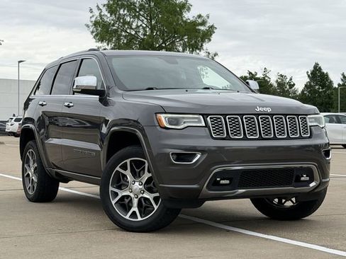 Used 2019 Jeep Grand Cherokee Overland AWD/4WD image 2