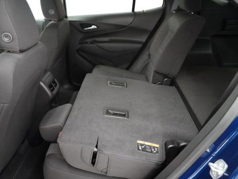 Used 2023 Chevrolet Equinox LT image 51