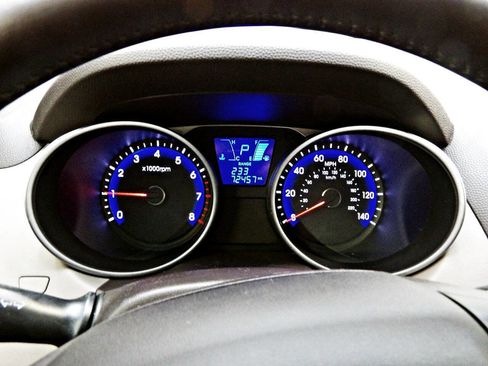 Used 2015 Hyundai Tucson SE image 15