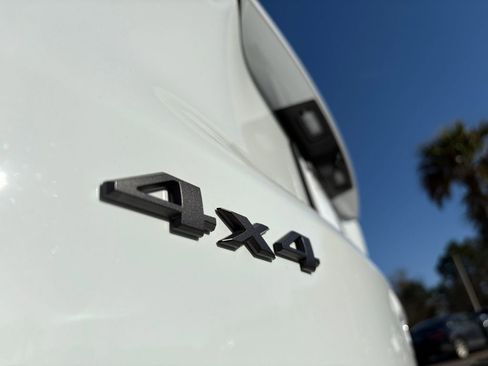 New 2026 Jeep Compass Latitude image 8