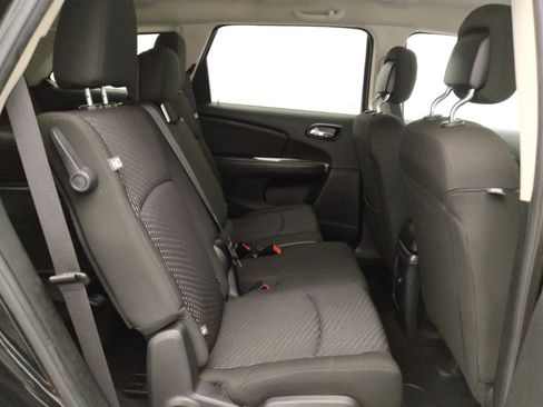 Used 2019 Dodge Journey SE w/ Connectivity Group AWD/4WD image 19