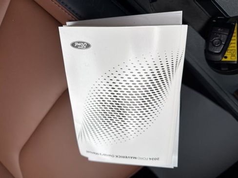 Certified 2024 Ford Maverick Lariat image 27