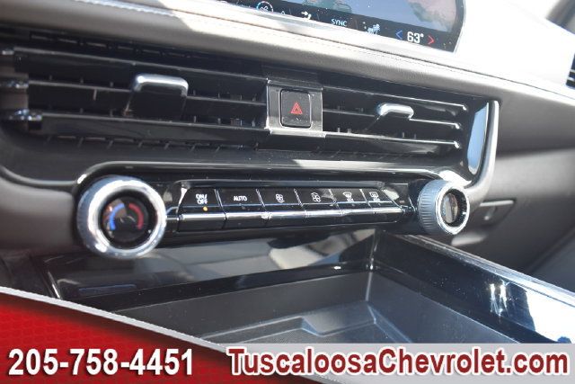 Used 2025 Chevrolet Suburban Z71 w/ Comfort Package AWD/4WD image 47