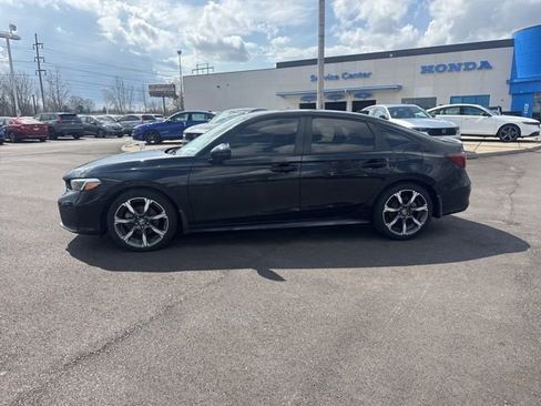 Used 2025 Honda Civic Sport image 19