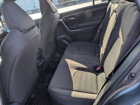 Used 2023 Toyota RAV4 SE AWD/4WD image 15
