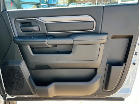 New 2026 RAM 2500 Tradesman AWD/4WD image 14