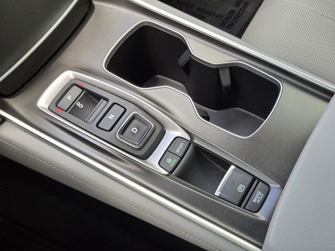 Used 2019 Honda Accord Touring image 16
