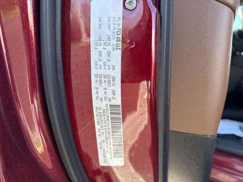 Used 2020 Chrysler Pacifica Limited w/ Advanced Safetytec Group FWD image 35