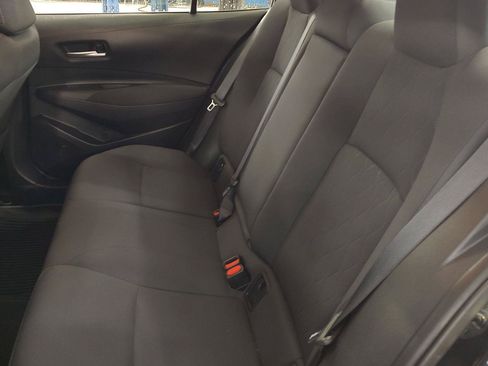 Used 2020 Toyota Corolla LE FWD image 17