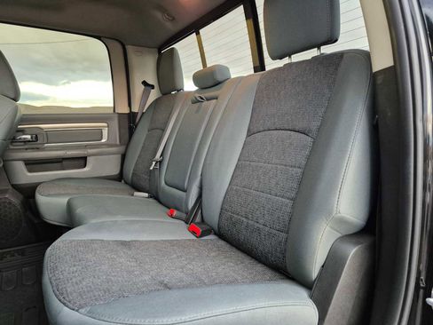 Used 2018 RAM 2500 Big Horn AWD/4WD image 33