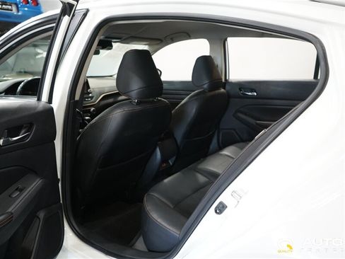 Used 2019 Nissan Altima 2.5 SR FWD image 26