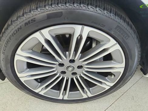 Used 2025 Land Rover Range Rover Sport Dynamic SE image 58