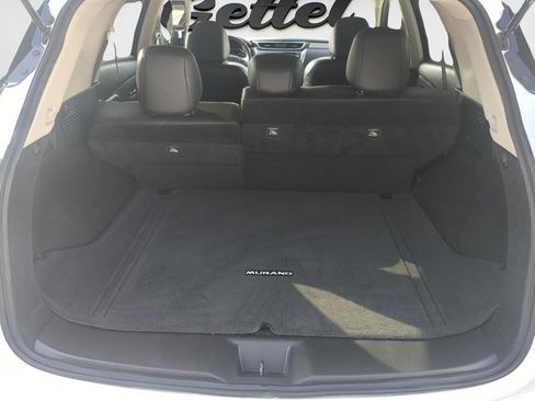 Used 2023 Nissan Murano SV w/ SV Midnight Edition Package FWD image 9