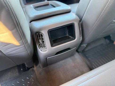 Used 2005 GMC Sierra 1500 SLT w/ Light Duty Power Package image 27