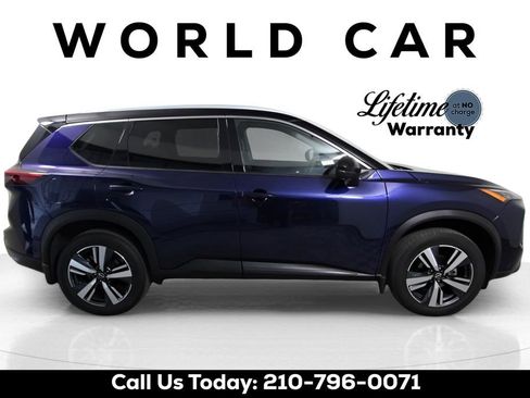 Used 2024 Nissan Rogue SL FWD image 8