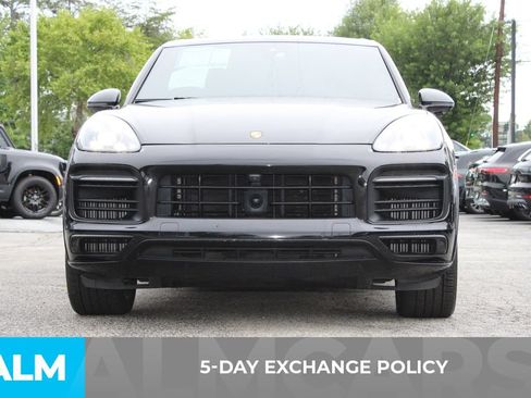 Used 2022 Porsche Cayenne GTS w/ Premium Package Plus AWD/4WD image 4