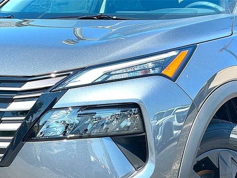 New 2026 Nissan Rogue SV FWD image 4