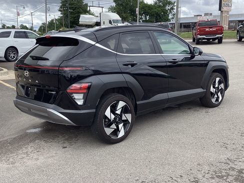 Used 2025 Hyundai Kona Limited AWD/4WD image 14