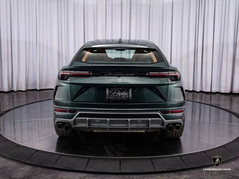 Used 2021 Lamborghini Urus AWD/4WD image 12