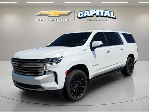 Used 2024 Chevrolet Suburban High Country AWD/4WD image 1