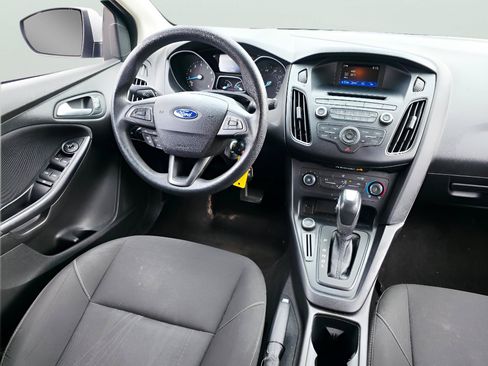 Used 2016 Ford Focus SE FWD image 14