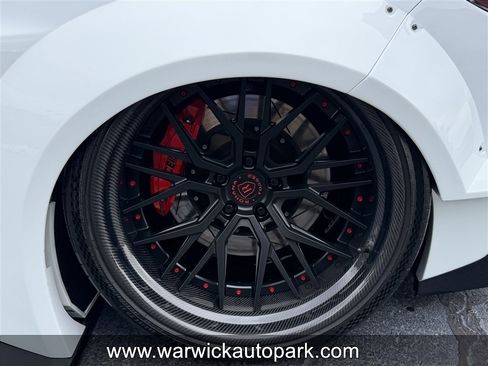 Used 2023 Chevrolet Corvette Stingray Preferred Conv w/ Z51 Performance Package RWD image 19