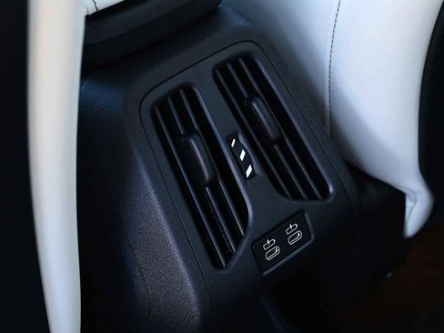 New 2026 BMW X1 xDrive28i w/ Technology Package image 20