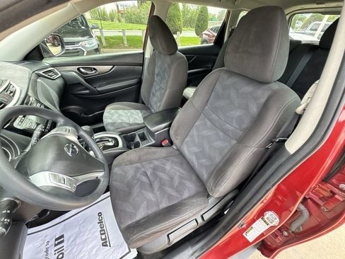 Used 2015 Nissan Rogue S AWD/4WD image 20