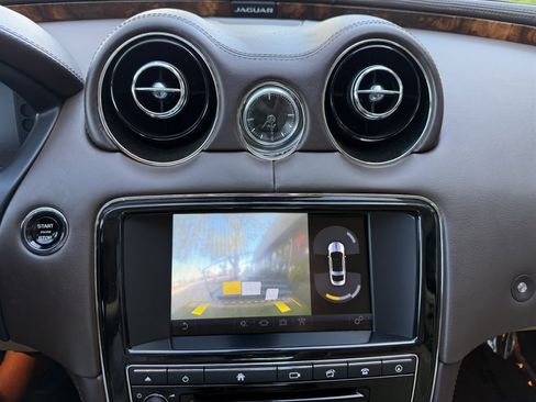 Used 2016 Jaguar XJ L Portfolio AWD/4WD image 32