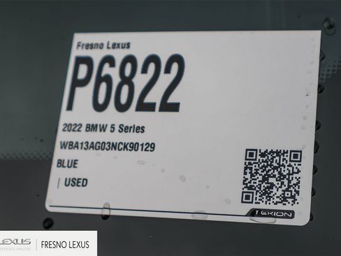 Used 2022 BMW 530e w/ M Sport Package image 26